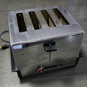 Vintage JCPenney 4 Slice Toaster Chrome Silver Retro MCM Working Model 3334A